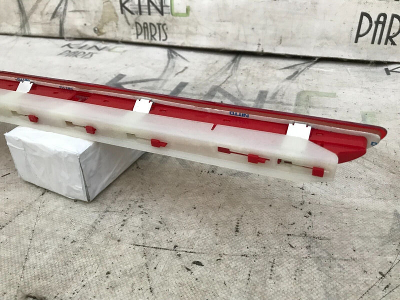 VW TOUAREG 7P 2011-2015 GENUINE REAR LIGHT STOP LED THIRD BRAKE LIGHT 7P6945087B