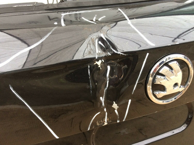 SKODA FABIA MK3 NJ HATCHBACK 2014-ON TAILGATE REAR BOOT LID PANEL in BLACK