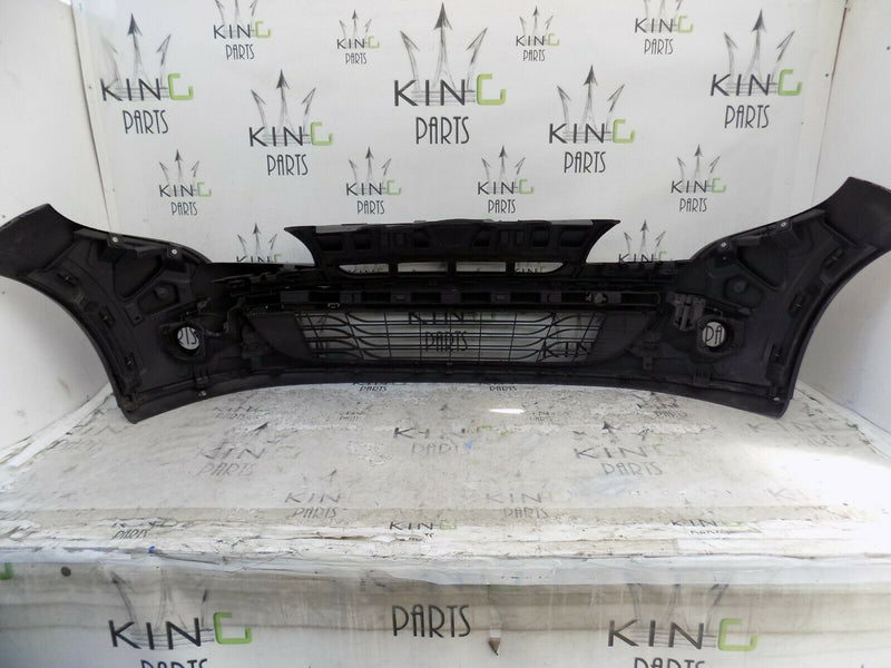 Renault 2008-2012 MK3  Megane Front Bumper Silver 5 Door Hatchback