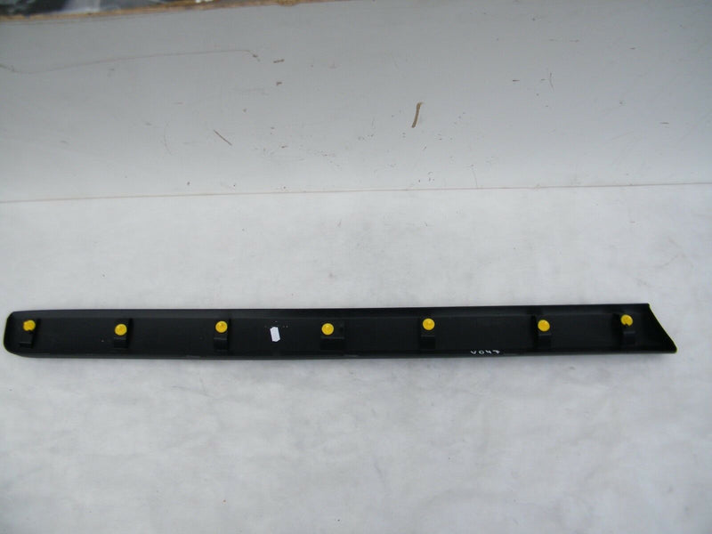 Volvo XC90 2016-17 Exterior-Rear Bracket Right  (V048)