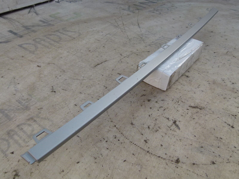 AUDI Q2 S-LINE 2016-20 FRONT BUMPER CENTRE TRIM GENUINE 81A853643 S95-05