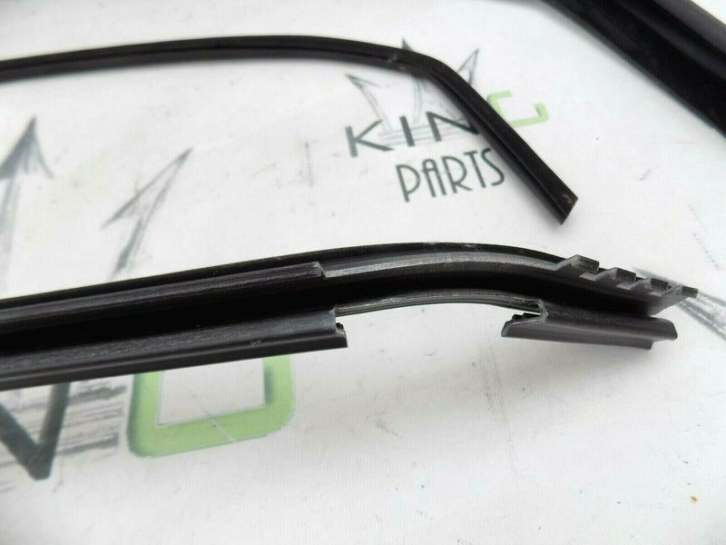 VW TRANSPORTER T6 2016-ON FRONT RIGHT DOOR WINDOW RUBBERS SEAL + TRIM 7E0837434