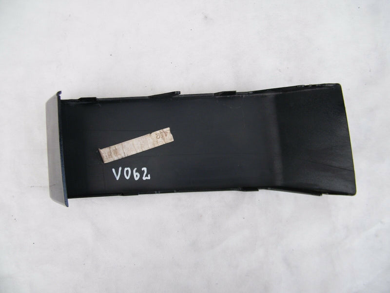 Volvo XC90 2007-2014 REAR LEFT PASSENGER SIDE FILLER MOLDING 30698134 (V062)