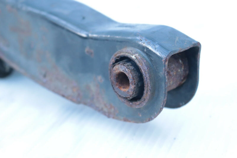 FORD C-MAX MK1 2003-2010 REAR LEFT SUSPENSION BOTTOM ARM SPRING HOLDER *3