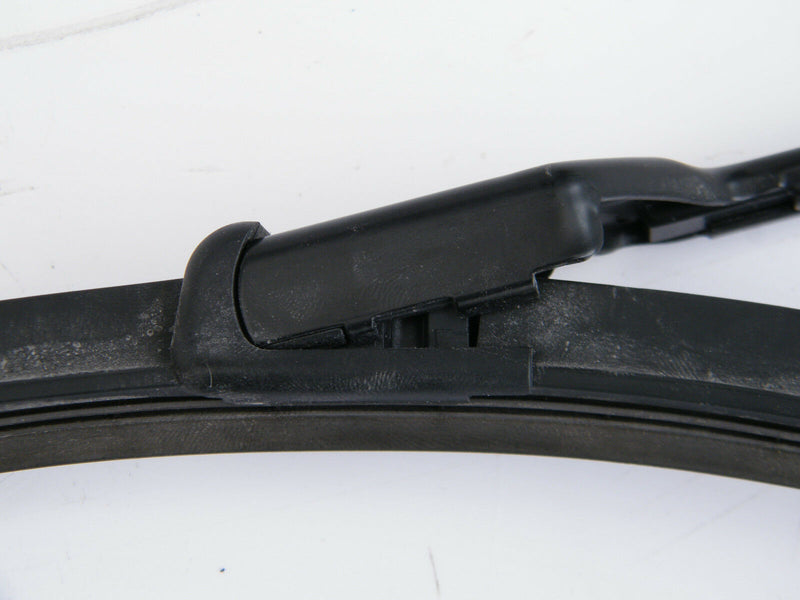 VW GOLF VII MK7 R GTI 13-16 LEFT FRONT WINDSCREEN WIPER ARM & BLADE NS 5G2955410