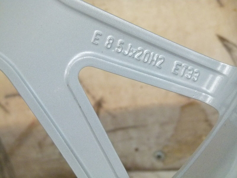 AUDI Q5 S-LINE WHEEL ALLOY RIM & 8.5JX20H2 ET33 8R0601025CE GENUINE