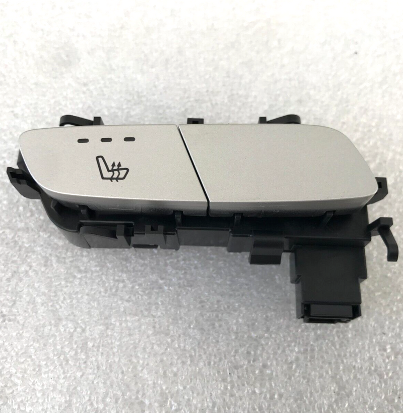 MERCEDES GLC AMG X253 16-23 LEFT SIDE FRONT DOOR SEAT HEATED SWITCH A2139057302