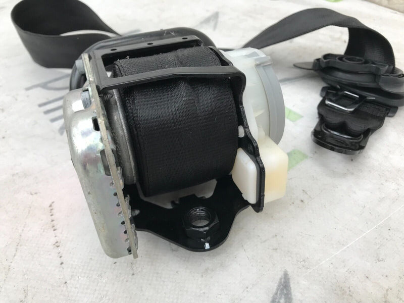 AUDI A3 8V 2013-2019 FRONT SEAT BELT LEFT PASSENGER SIDE SEATBELT N/S 8V5857705