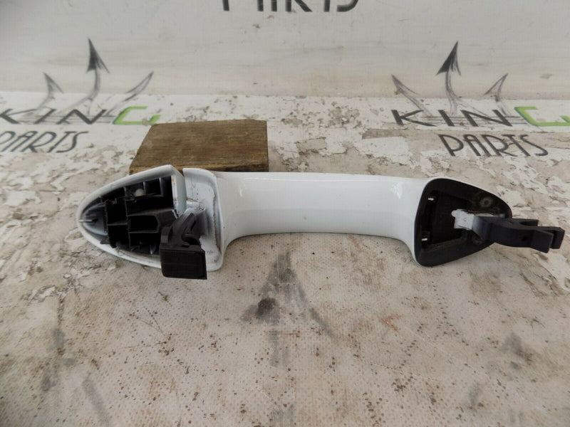 FORD FIESTA MK7 ST-LINE FRONT LEFT DOOR HANDLE EXTERIOR WHITE COMPLETE