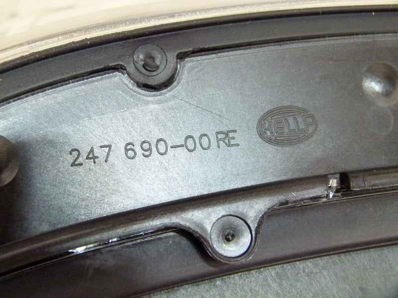 VW CRAFTER 2013-18 FRONT HEADLIGHT LAMP RIGHT DRIVER SIDE 1ER.011.592-08