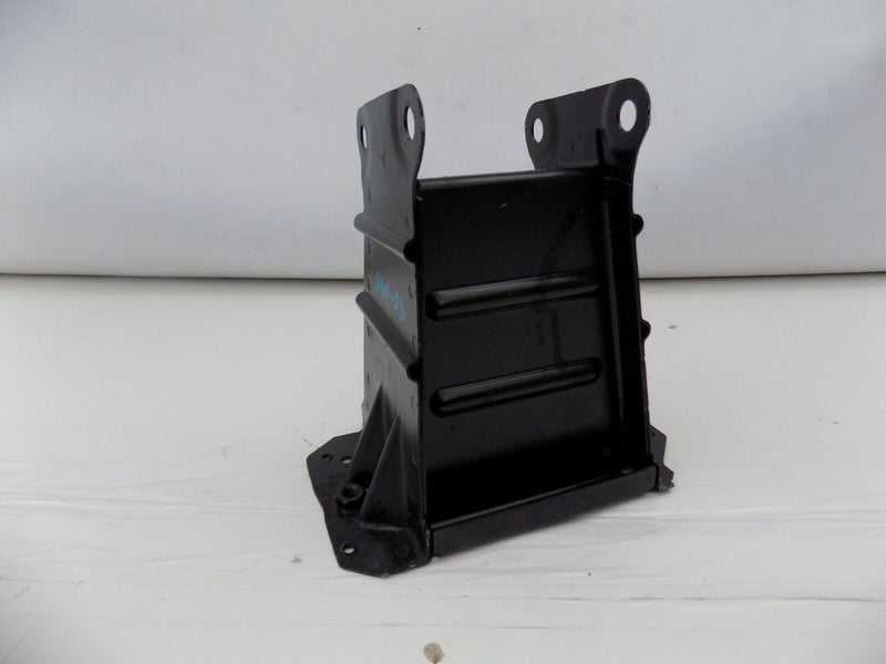MERCEDES A CLASS W169 2005-11 FRONT LEFT BUMPER MOUNT BRACKET 130500210 /S40-53