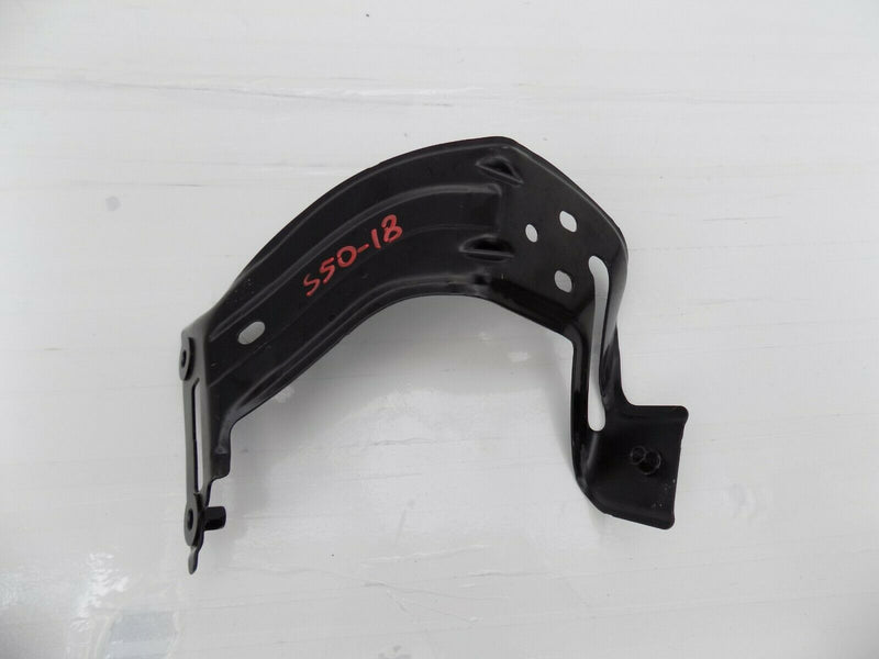 VW TOURAN MK2 2015-ON FRONT LEFT FENDER WING BRACKET SUPPORT 5TA821135 /S50-18