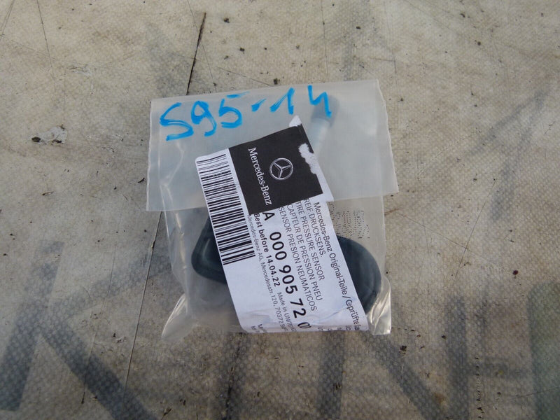 MERCEDES-BENZ WHEEL TYRE PRESSURE SENSOR TPMS GENUINE A0009057200