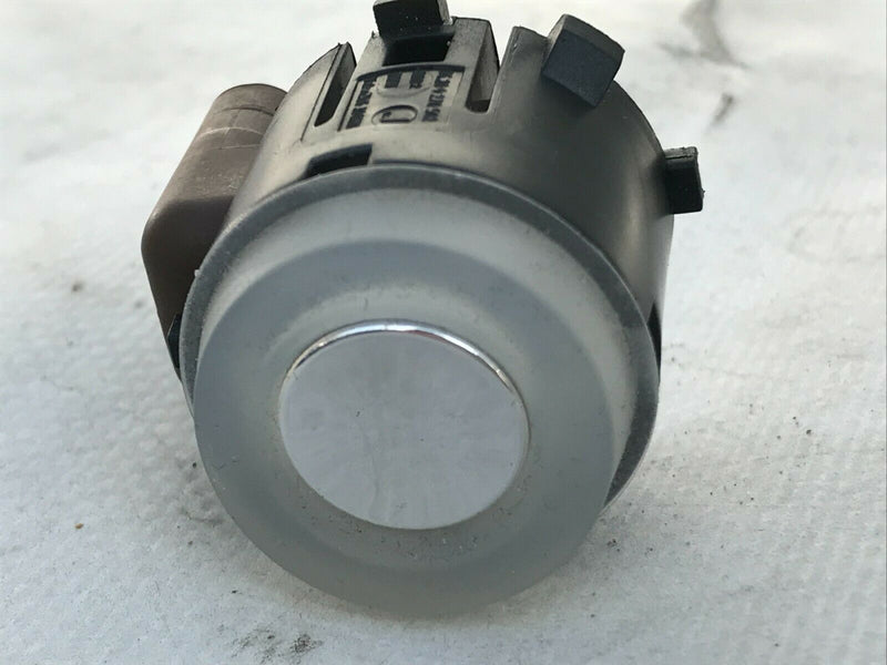 ROLLS ROYCE - GHOST DAWN WRAITH GENUINE PDC CHROME PARK SENSOR & BRACKET 9270492