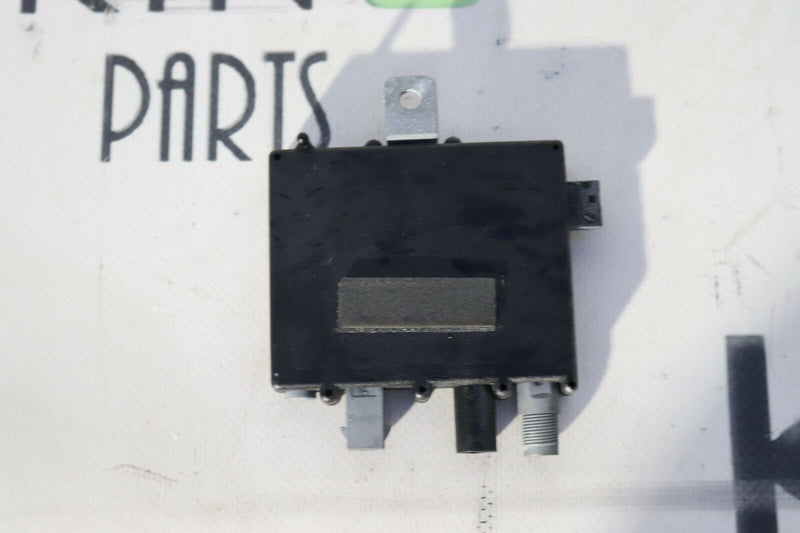 BMW X5 E53 2000-2006 AERIAL ANTENNA AMPLIFIER 6906070 09365909 *3