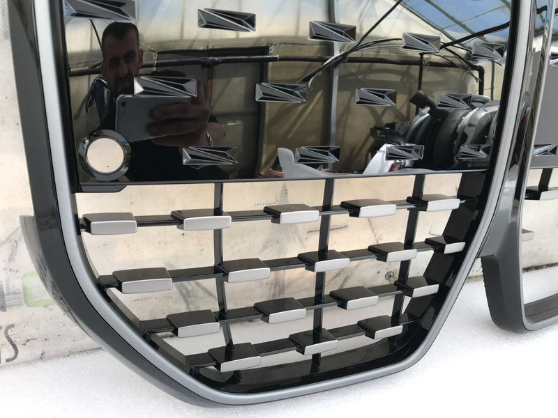 BMW i4 G26 2022-2024 FRONT BUMPER GRILL RADIATOR *(RADAR HOLE)  946346