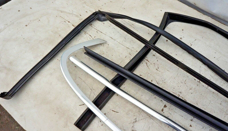 BMW 5 SERIES F10 2010-2017 REAR RIGHT DOOR WINDOW MOULDING TRIM CHROME KIT