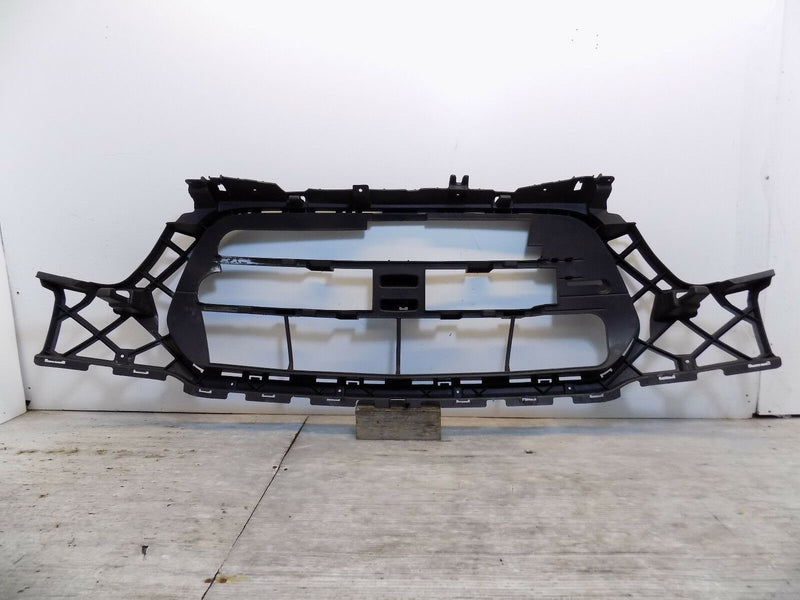 FORD TRANSIT 2013 2014 2015 2016 2017 GRILL BRACKET CENTRE RADIATOR GRILLE A4371