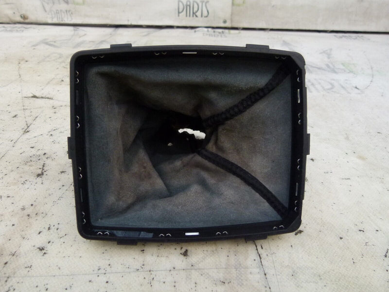 MERCEDES C CLASS W204 2007-2011 GEARSHIFT LEVER BELLOWSHIP GENUINE