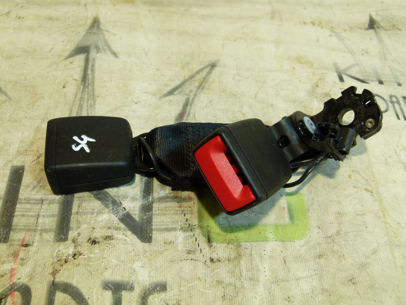 AUDI A4 S4 8W B9 2016-ON REAR MIDDLE SEAT DOUBLE SEAT BELT LATCH 8W0857739