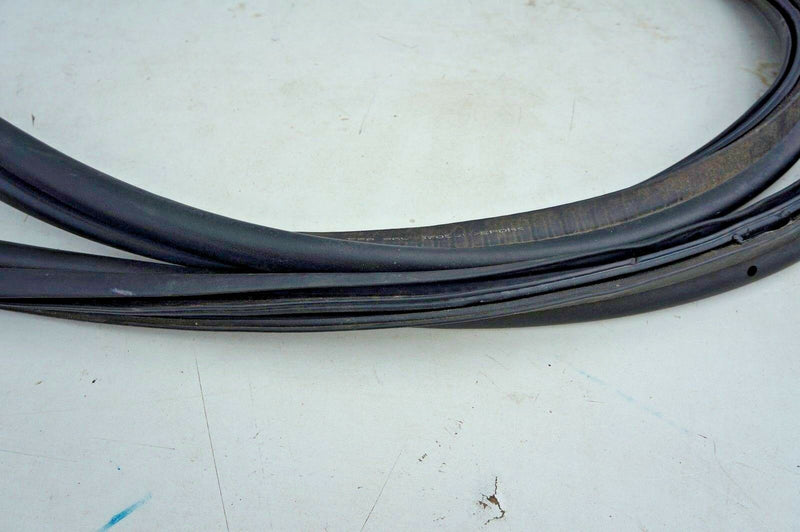 CITROEN C4 GRAND PICASSO 2006-2013 TAILGATE BODY SEAL GASKET