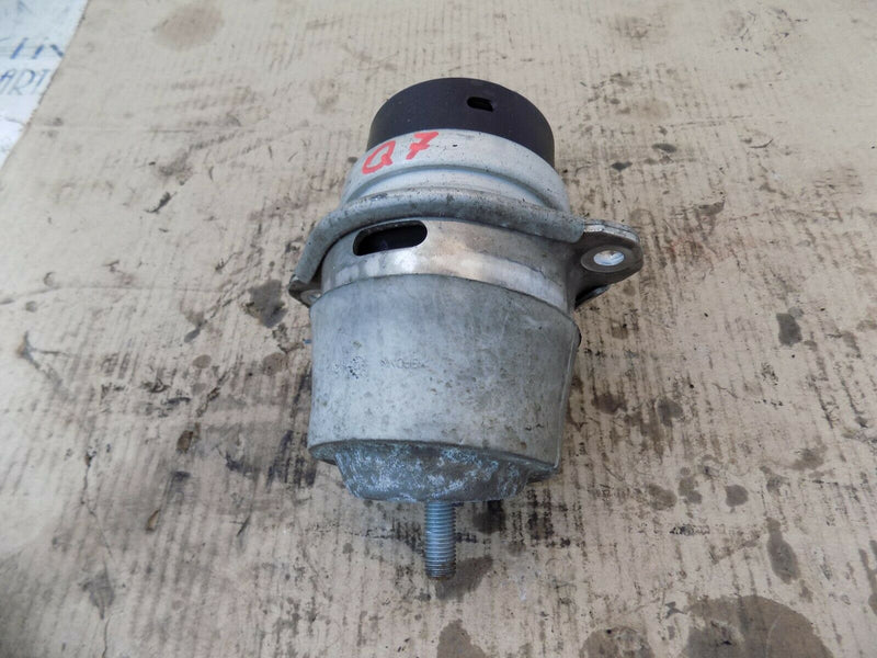 AUDI Q7 VW TOUAREG PORSCHE CAYENNE ENGINE MOUNT RIGHT GENUINE 7L8199131F