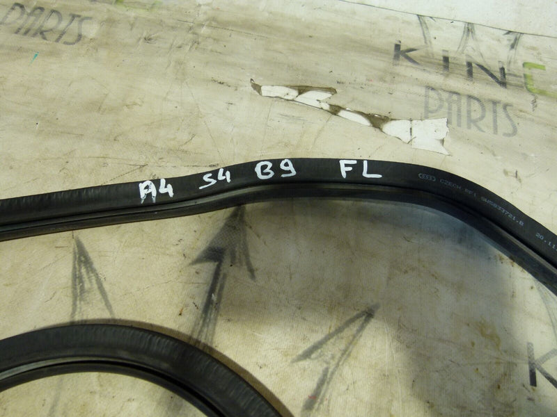 AUDI A4 S4 8W B9 2016-ON REAR RIGHT SIDE RUBBER SEAL GENUINE 8W5833721B