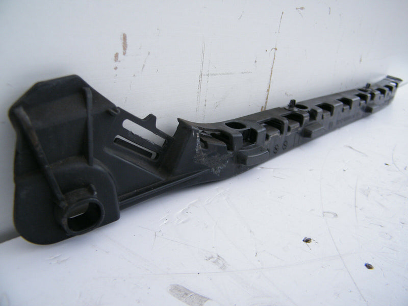 MERCEDES W212 E-Class 2010-2015 BUMPER GUIDE MOUNT BRACKET LEFT SIDE A2128800130