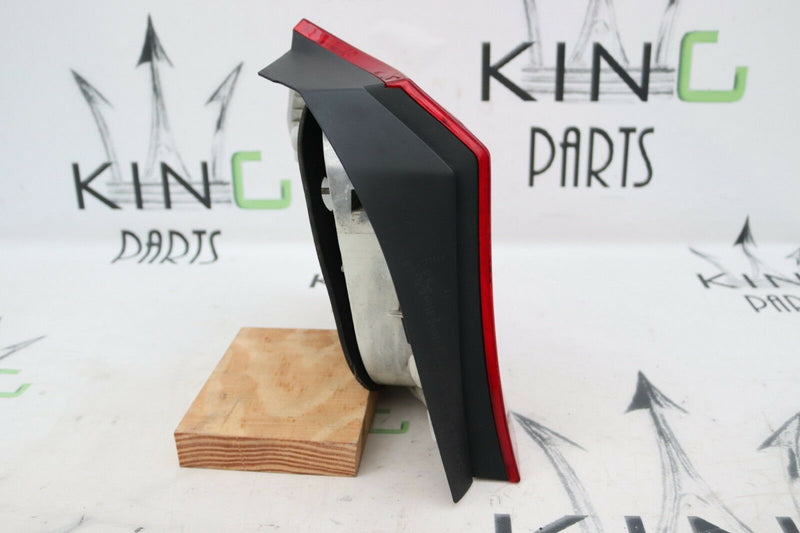 BMW 1 SERIES E80 E81 2004-11 RIGHT DRIVER SIDE REAR LIGHT LAMP STOP 7194956