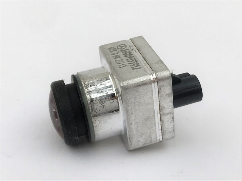 MERCEDES E CLASS W213 *NEW GENUINE BUMPER GRILL GRILLE VIEW CAMERA A0009055912