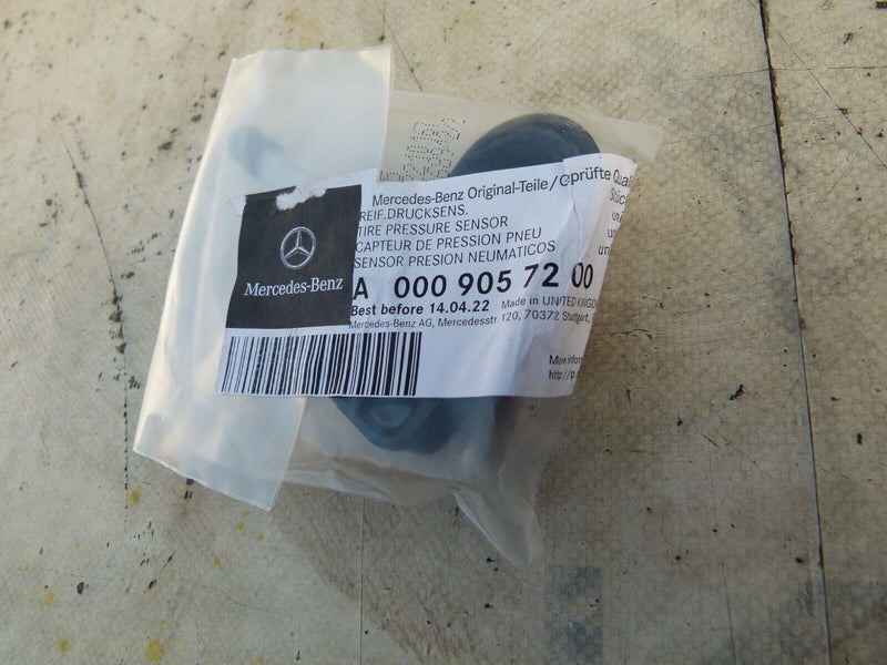 MERCEDES-BENZ WHEEL TYRE PRESSURE SENSOR TPMS GENUINE A0009057200
