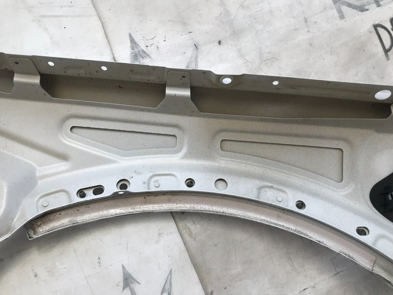 AUDI E-TRON 2018-ON LEFT SIDE FRONT FENDER WING PANEL & CHARGING FUEL FLAP