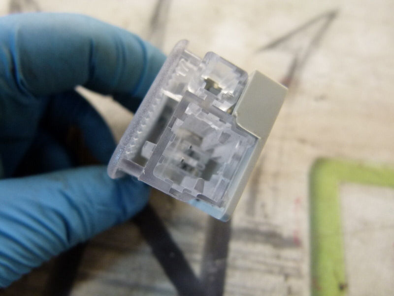 PEUGEOT 308 SW ESTATE 2017-21 LICENSE PLATE ILLUMINATION LIGHT LAMP GENUINE