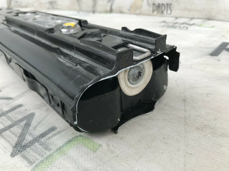 MERCEDES W205 CONVERTIBLE COUPE 17-18 LEFT or RIGHT ROLL BAR AIRBAG A2058600132