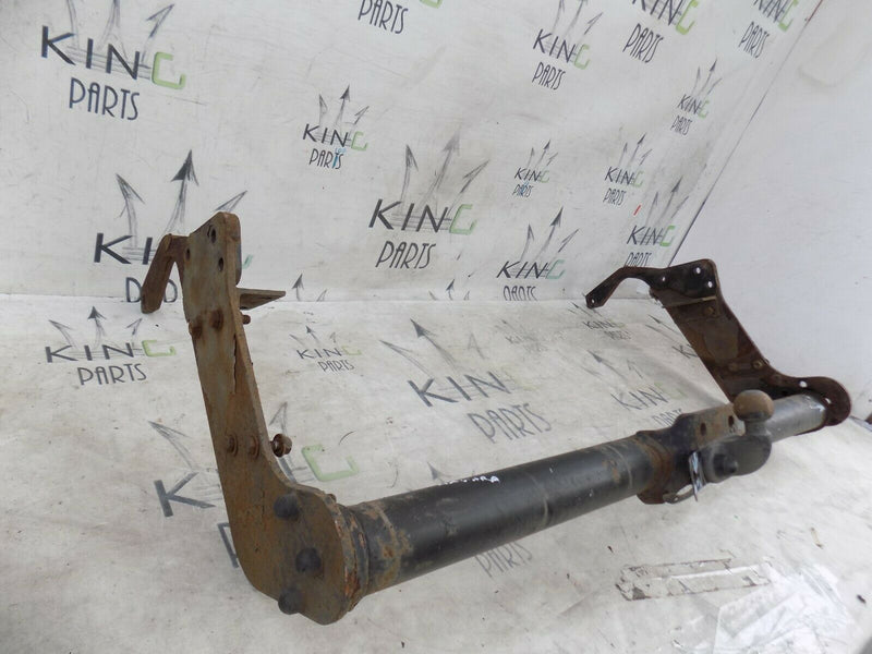 NISSAN NAVARA D40 2005-2014 HOOK TRAILER TOW BAR