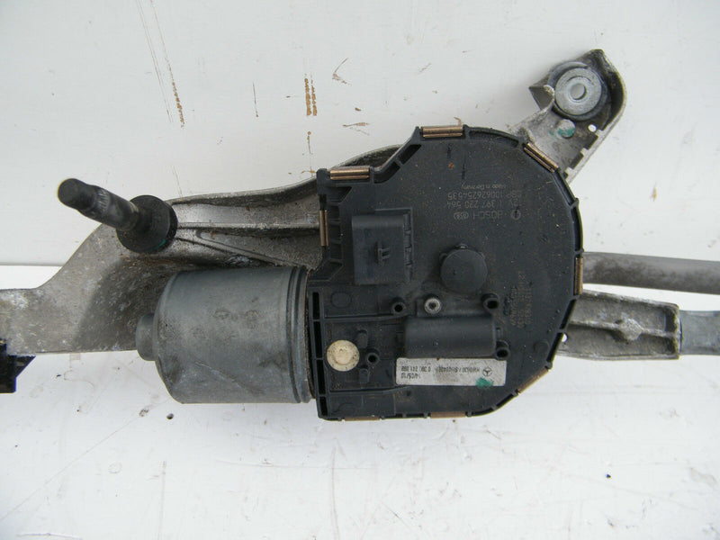 MERCEDES W212 E220 10-15 GENUINE FRONT WIPER LINKAGE MOTOR WINDSCREEN 2128201340
