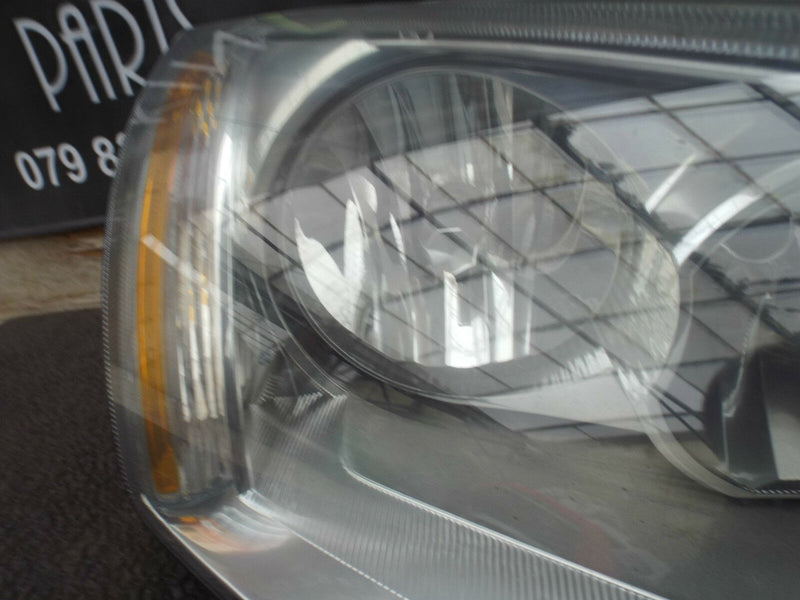 Ford Focus MK2 04-07 Genuine Headlamp Headlight Right Driver Side O/S (737)