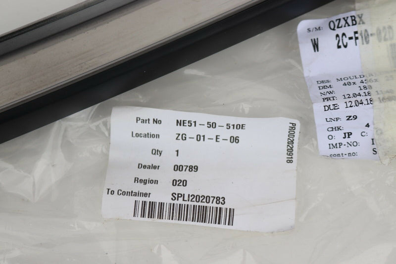MAZDA MX-5 2005-2007 FRONT RIGHT WINDOW MOULDING TRIM NE51-50-510E (S06-35)