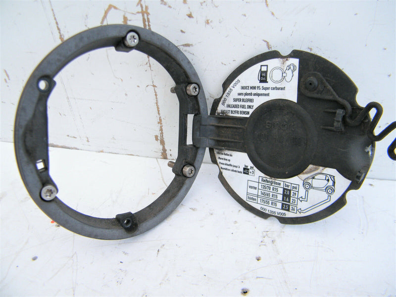 SMART FORTWO 450 2002-2006 COUPE GENUINE FUEL FILLER COVER PETROL ! King Parts