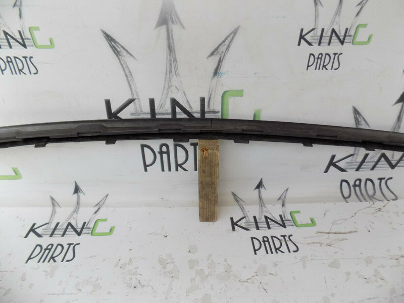 VOLVO XC60 R-DESIGN REAR BUMPER OUTER TRIM MOULDING DIFFUSER 31383093