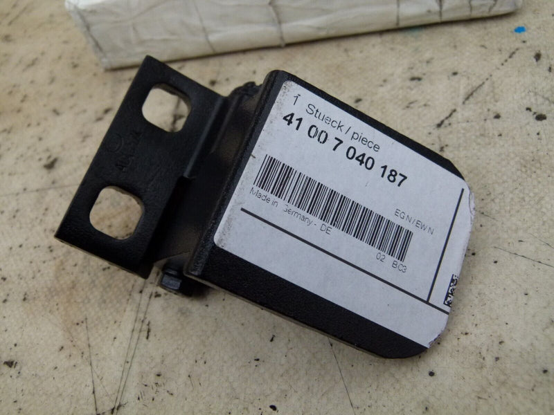 MINI COOPER R56 2006-14  FRONT LEFT UPPER DOOR HINGE 7040187 GENUINE