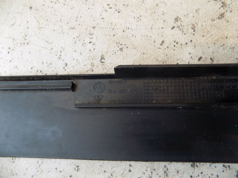 AUDI Q7 VW TOUAREG PASSENGER NEARSIDE SEAT RAIL COVER TRIM 7L0881478