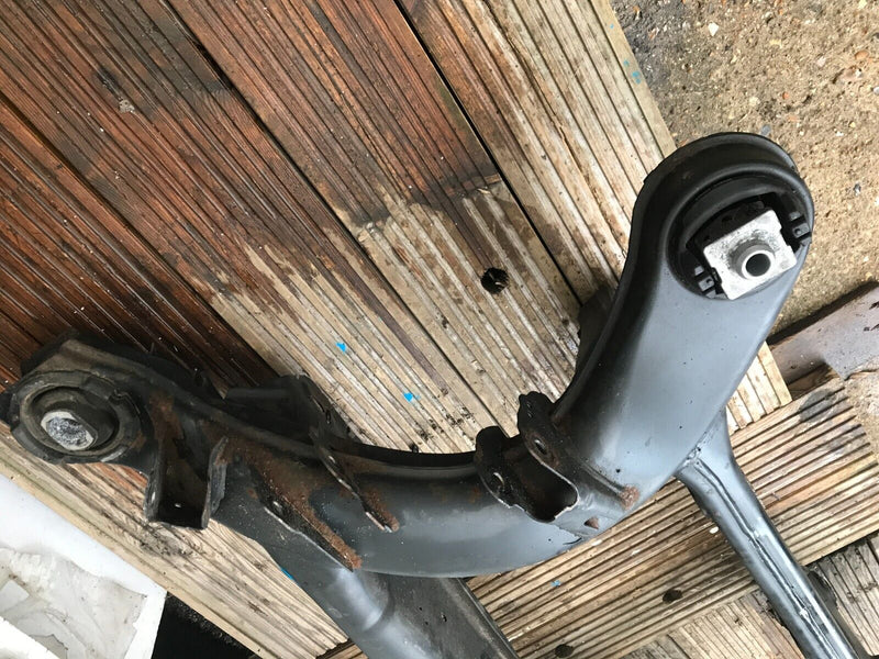 MERCEDES C-CLASS W205 1.6 DIESEL REAR SUBFRAME SUSPENSION CARRIER A2053508009