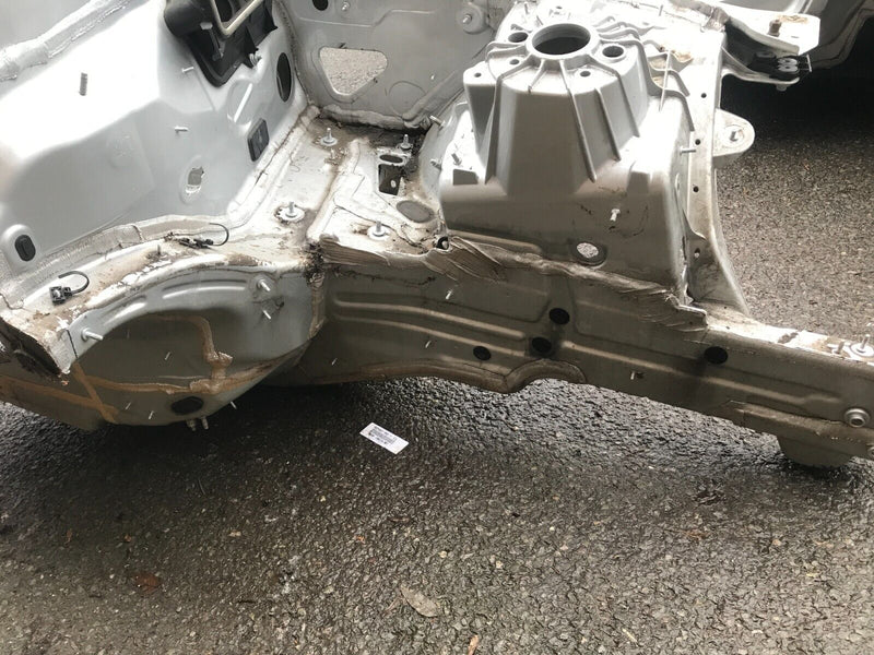 MERCEDES GLC X253 16-22 LEFT SIDE FRONT END BODY QUARTER PANEL PILLAR A CHASSIS