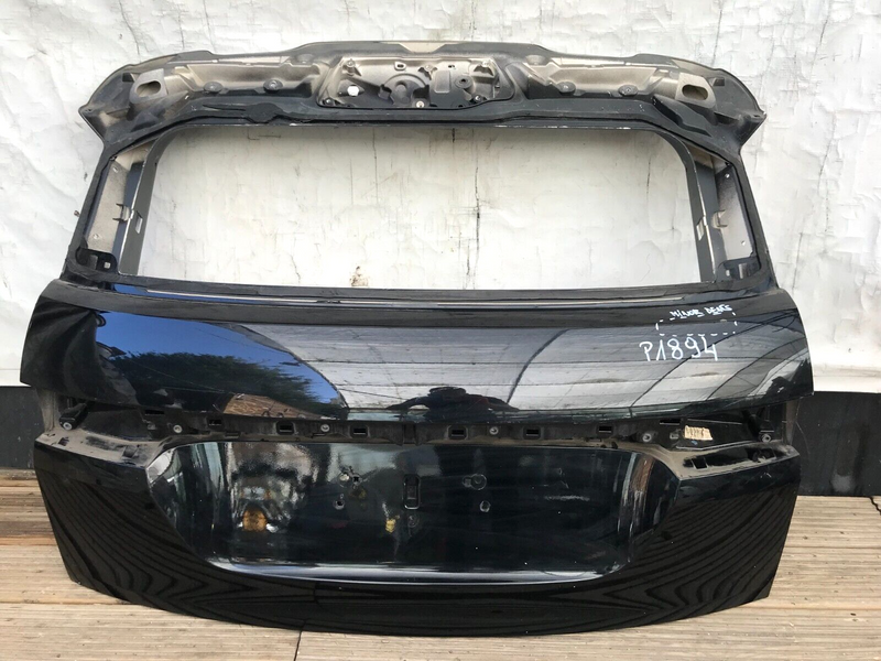 LAND ROVER EVOQUE L551 2018-ON GENUINE BOOT LID TAILGATE PLASTIC PANEL