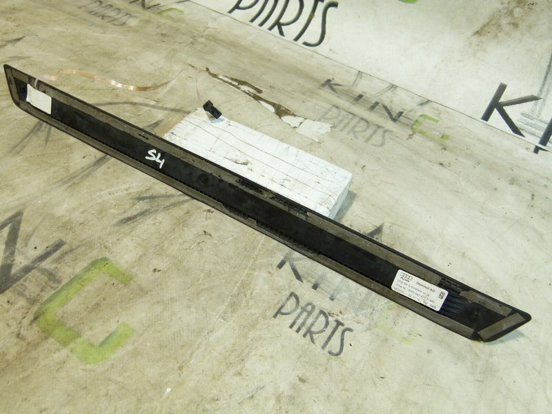 AUDI A4 S4 8W B9 2016-ON FRONT RIGHT DOOR ILLUMINATED ENTRY SILLS 8W0947418