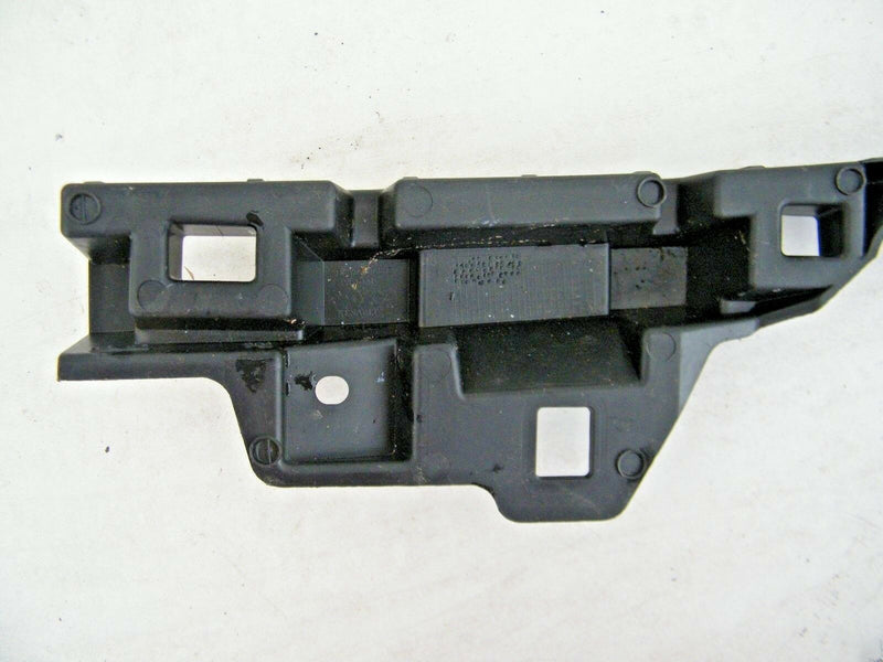 RENAULT SCENIC 2013-2016 FRONT BUMPER RIGHT BRACKET GUIDE 622207359R (S16-21)