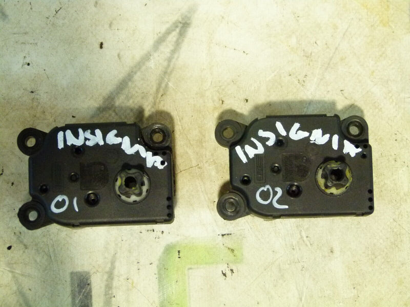 VAUXHALL INSIGNIA 08-17 PAIR HEATER MOTOR FLAP ACTUATOR GENUINE 52433779R0