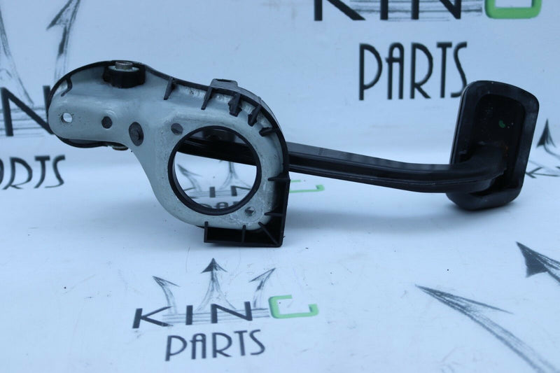 MERCEDES E CLASS W207 2009-2017 BRAKE PEDAL ASSEMBLY GENUINE A2042902301