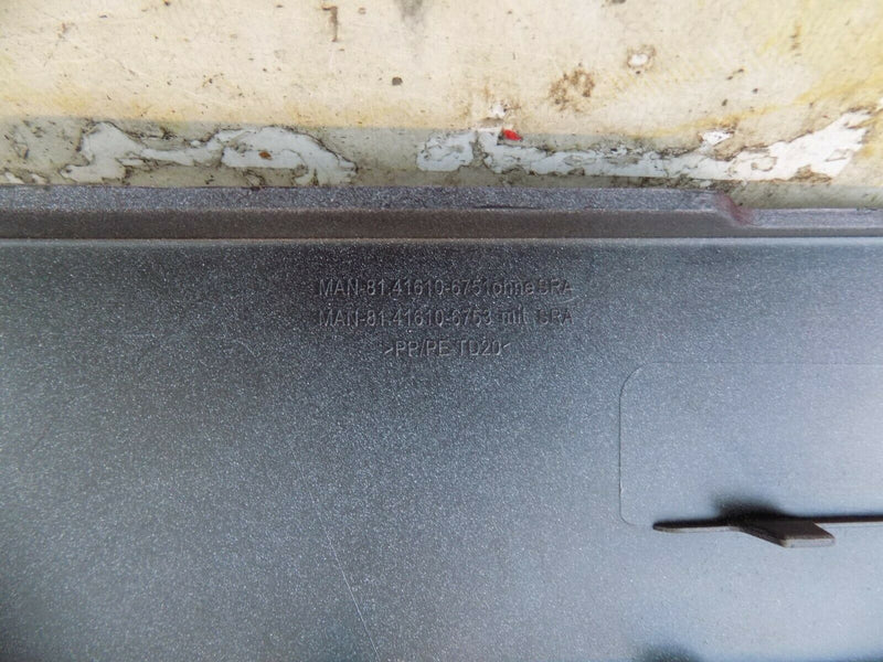 MAN TGX EURO 6 2020+ LEFT BUMPER CORNER HEADLIGHT SURROUND CHERRY MAN-8141610